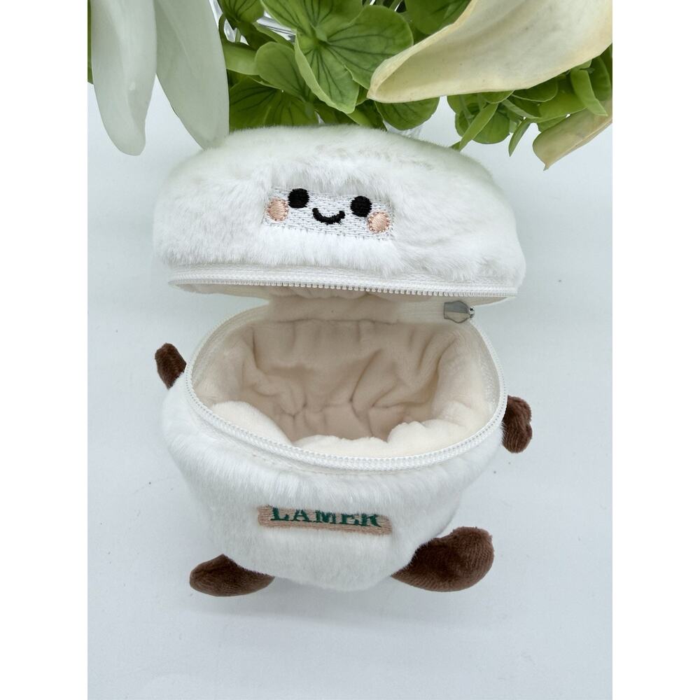La Mer The Plush Moisturizer Charm Case (Creme) - 3" x 3" x 4.5" - Picture 3 of 3